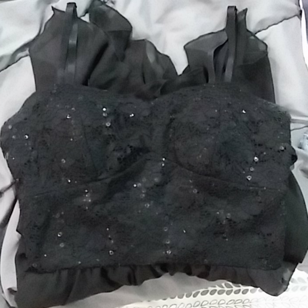 Black dress - Picture 2 of 2